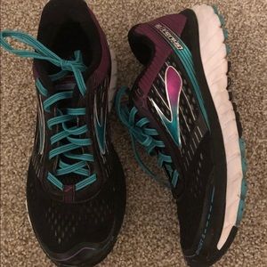 Brooks Ghost 9 Size 8.5